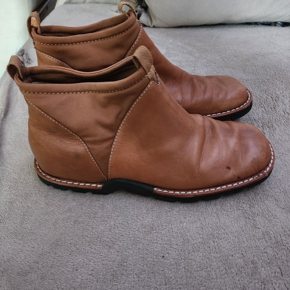 CIRCA JOAN&DAVID woman leather boots - 8.M - CJBETH DARK BROWN LEATHER.